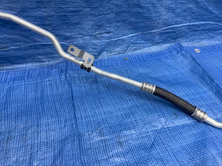 фото №5, Шланг кондиционера renault austral 1.2 e-tech 924806412r 924542879r