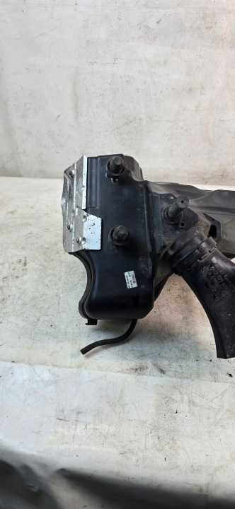фото №10, Audi a4 b8 a5 8t 2.0 tdi корпус фільтра повітря 8k0133837t 8k0133835ad