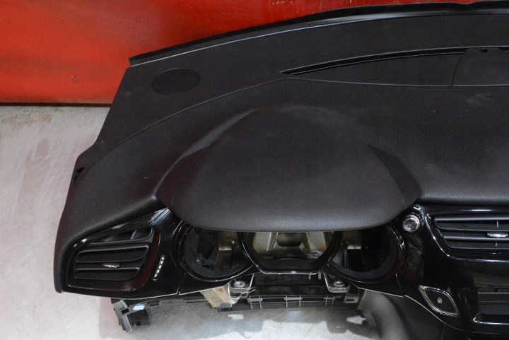 фото №9, Торпедо роздавальна консоль капот подушка  eu citroen c3 2 ii 09-13