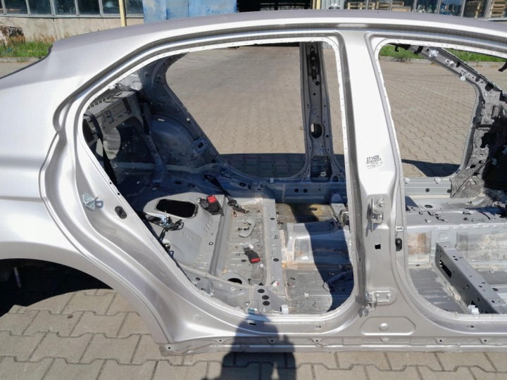 фото №5, Toyota camry viii xv70 17- поріг стійка праве 4x1