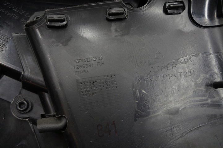 фото №6, Volvo v70 iii боковина праві зад