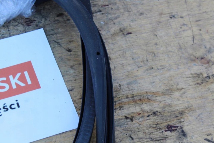 фото №6, Прокладка дверь передних левых audi a5 8t