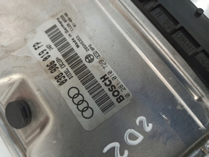 фото №8, Audi a4 b6 1.9 tdi блок керування двигуном (ecu) 038906019fp 0281010729