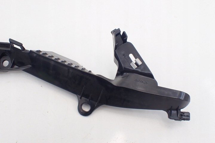 фото №7, Audi a3 крепление шторы правые 8v5880756 sedan