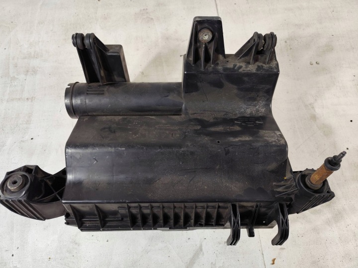 фото №6, Ford transit mk7 2.2 tdci 06- корпус фильтра воздуха оригинал