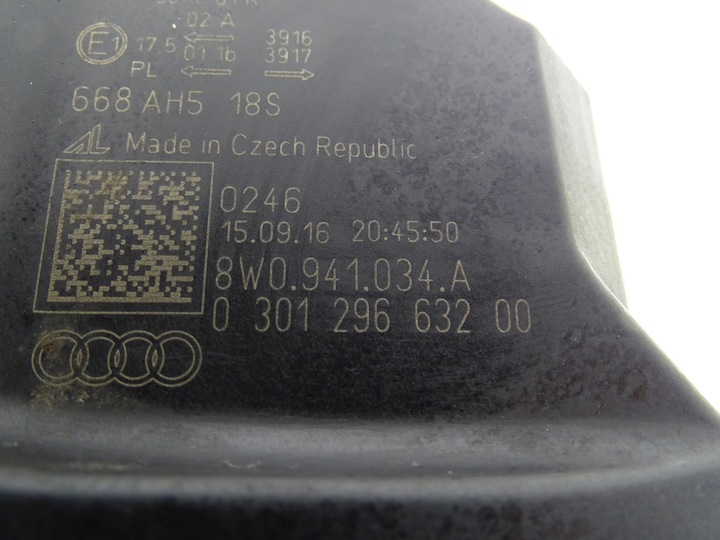 фото №10, Лампа праві перед повний led audi a4 b9 8w0941034a