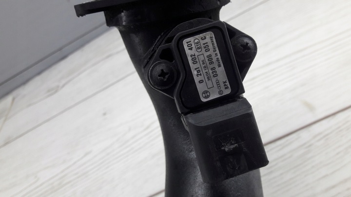 фото №5, Touareg 7l 0281002401 шланг воздуха intercoole