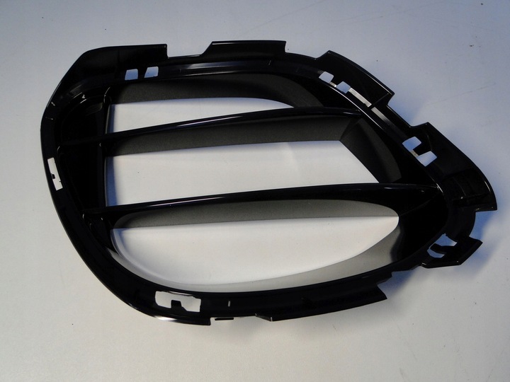 фото №12, Mercedes решітка бампера права ліва cla 118 45 amg a1188858201 a1188858101