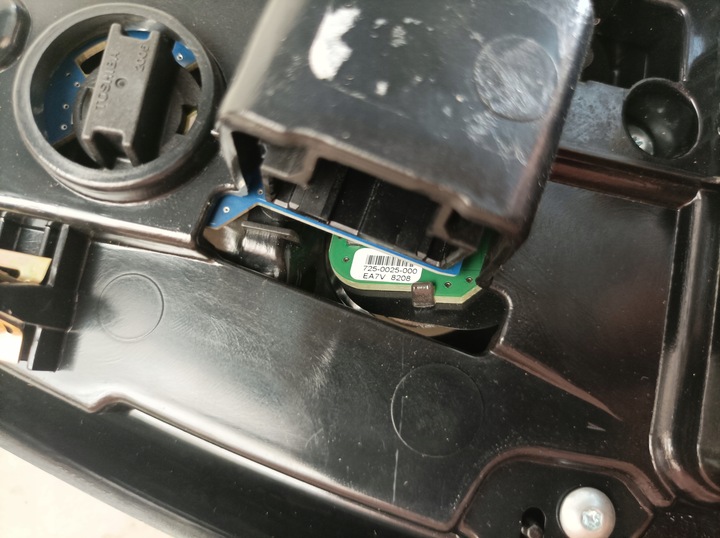 фото №15, Jeep grand cherokee wk2 19 лампа стеля usa