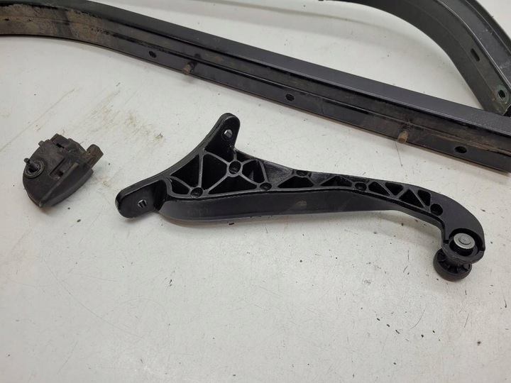 фото №9, Ролики двері зсувних направляюча зад праві peugeot partner ii berlingo ii