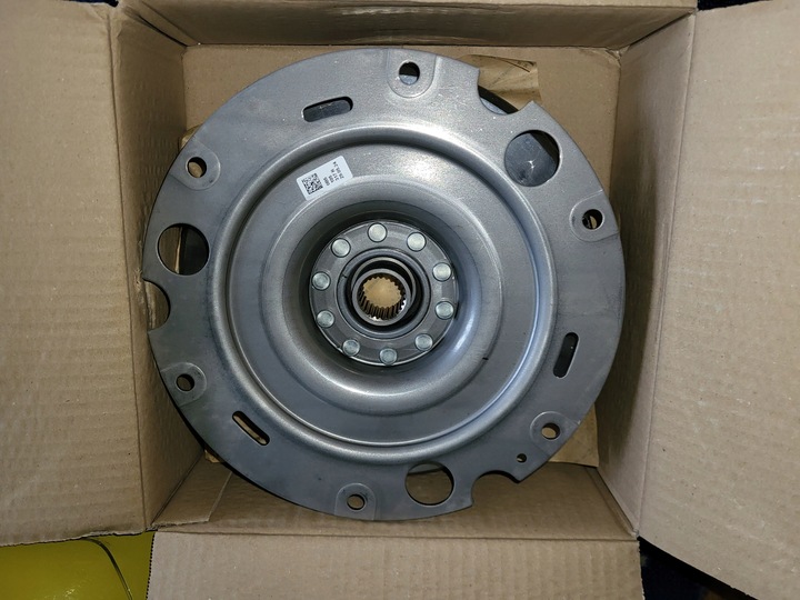 фото №1, Audi a6 4g0 c7 рестайлінг 2.0 tdi,q5 колесо двомасовий 0b5105317r,nowe оригінальний номер