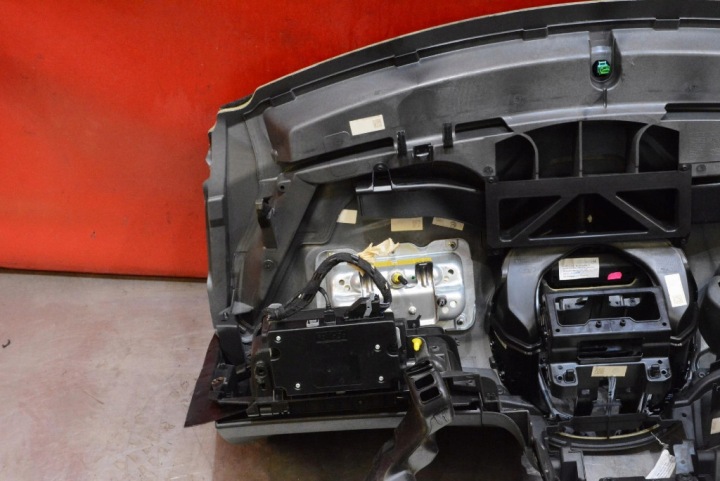 фото №13, Торпедо роздавальна консоль капот подушка  eu ford b-max 12-18