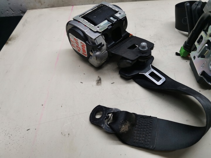 фото №11, Pas безопасности правые зад универсал mercedes w211 e класс рестайлинг 2118601486