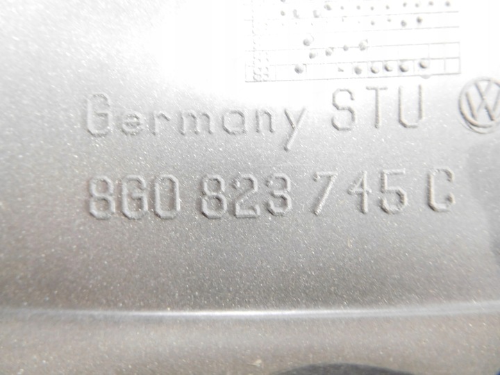 фото №5, Захист капота двигуна audi 80 b4 90 8g0823745c