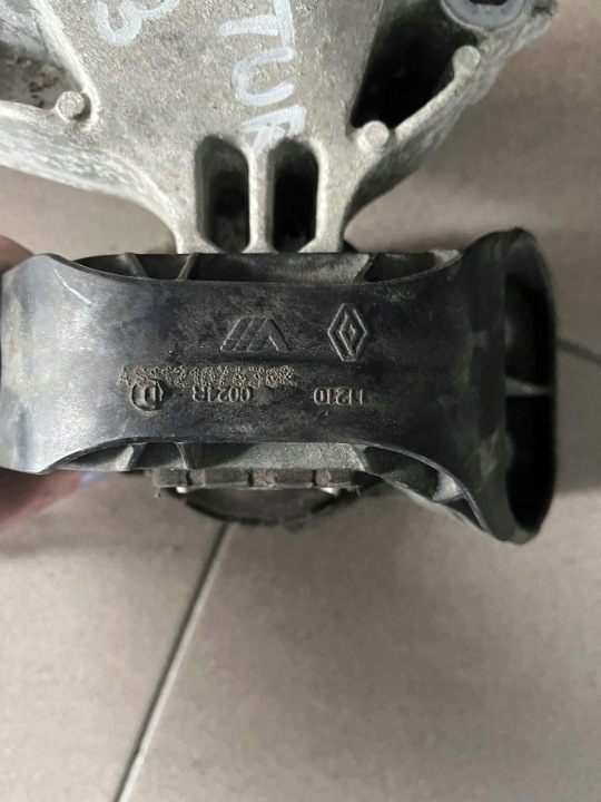 фото №4, Renault captur i рестайлинг 1.3 tce кронштейн подушка двигателя 112323200r