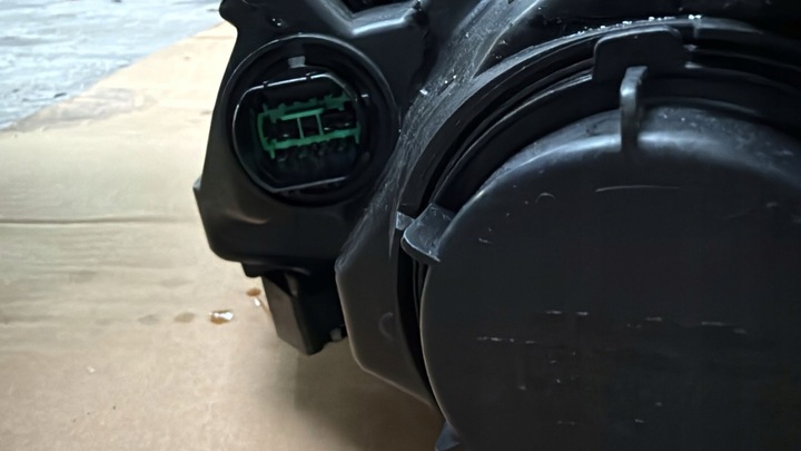 фото №10, Hyundai i40 2015- рестайлинг лампа правая левая перед ксенон