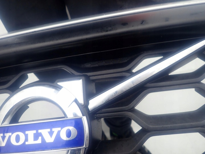фото №10, Volvo xc40 cross country 12-19 бампер перед