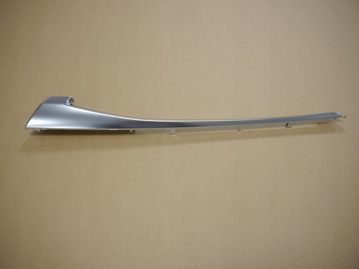 фото №1, Audi a6 c8 планка захист обшивка двері перед 4k0867585