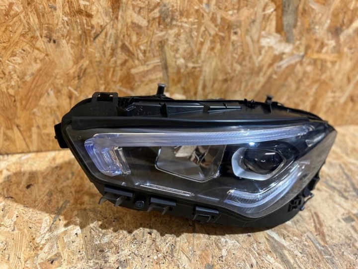 фото №7, Комплектная фара лампы левая + правая mercedes cla w118 полный led оригинал 22r