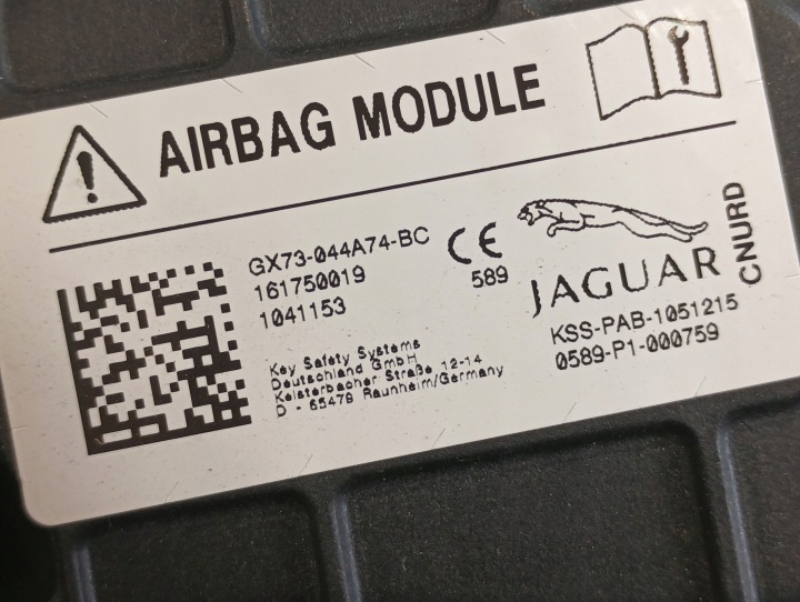 фото №8, Jaguar xe 2.0 d r-sport 16r подушка  подушка пасажира gx73-044a74-bc