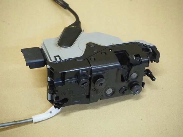 фото №4, Замок дверь правый зад citroen ds5