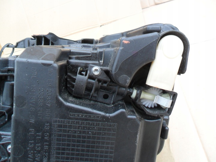 фото №13, Audi q2 лампа права повний led matrix 81a 81a941036