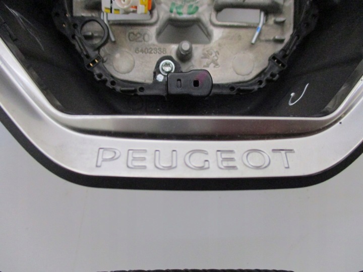 фото №4, Руль peugeot 2008 ii