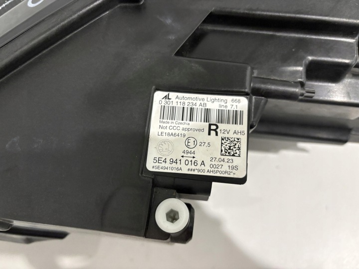 фото №14, Skoda octavia iv фара правая передняя перед полный led 5e4941016a octavia iv