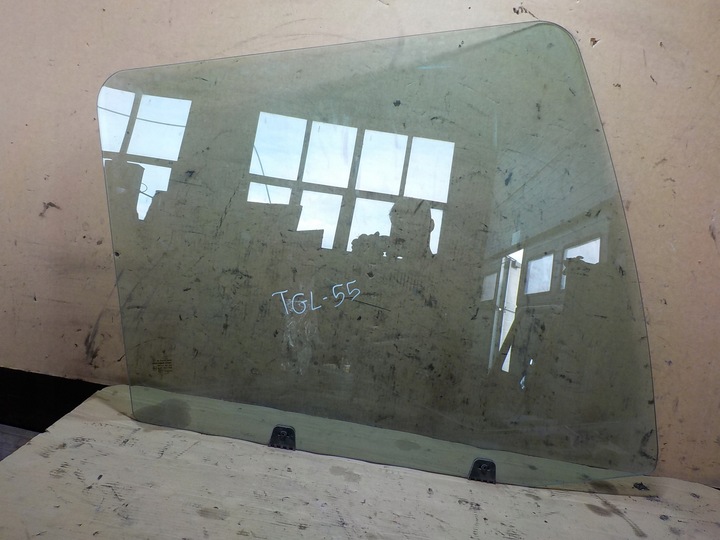 фото №1, Man tgl 7.180 скло праві двері 43r001168