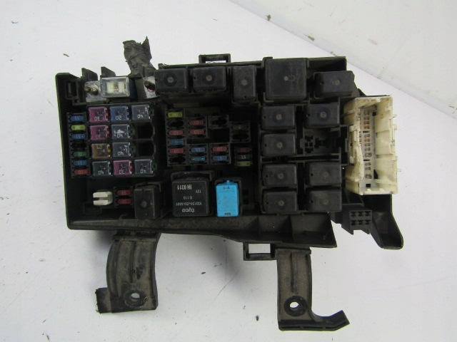 фото №1, Mazda 6 i gg коробка запобіжників 2,0di rf5c