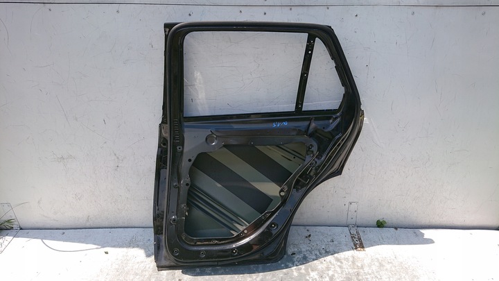 фото №8, Mercedes glc 253 suv дверь правые задние зад