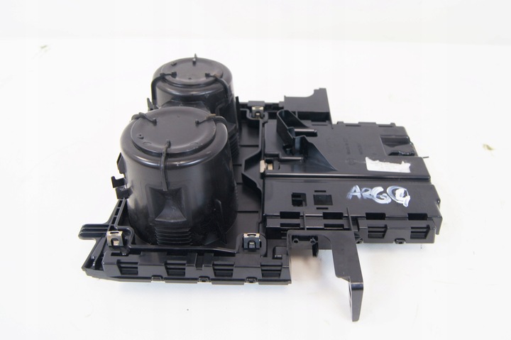 фото №6, Бардачок держатель na кружки alfa romeo giulia 2.0t 19r