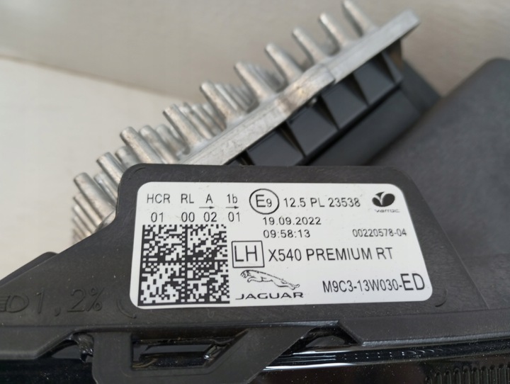 фото №8, Лампа лампы полный led jaguar e pace рестайлинг m9c3-13w029-ed m9c3-13w030-ed новое