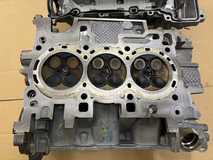 фото №12, Головка двигателя opel nr. 55490154 1.0 b10xfl kpl.