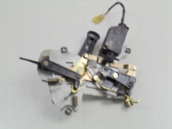 фото №4, Kia carnival i 99-01 амортизатор ручка дверь внутренняя правая зад