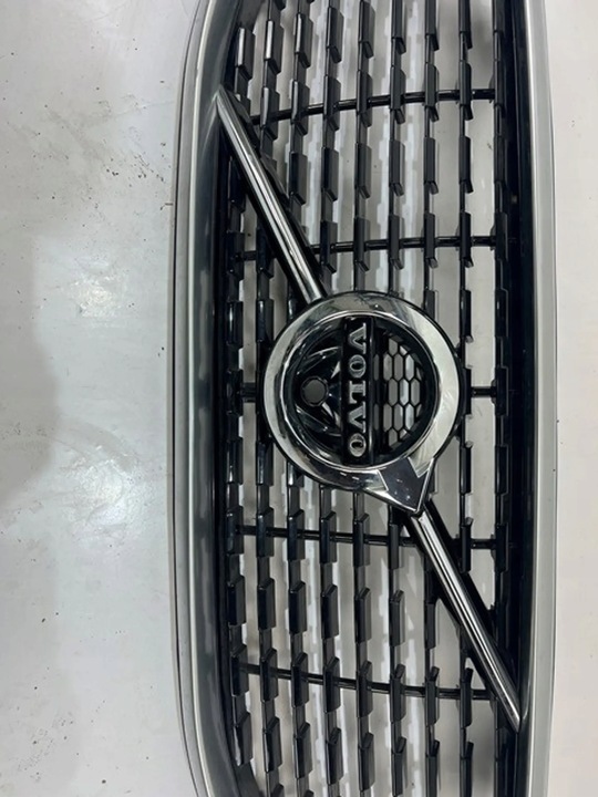 фото №9, Volvo xc60 2017 решётка радиатор