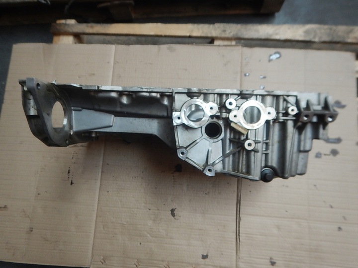 фото №3, Піддон масляна jaguar xe f-type 3.0 v6 sc 306ps 4x4 dw93-6706-ba