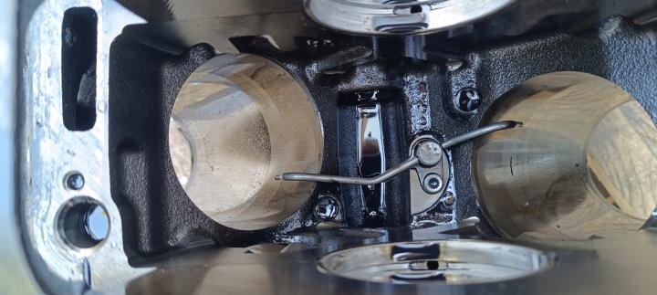 фото №8, Блок  двигуна опори вала audi a4 b8 8k a5 8t a6 c6 2.7 3.0 tdi 059103023g