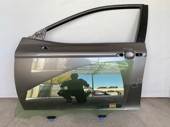 фото №1, Toyota camry viii 2018r- двері передні ліві перед