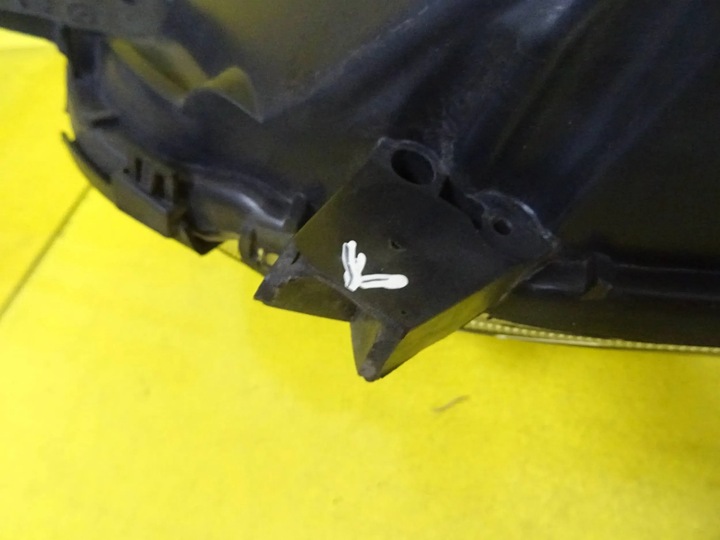 фото №7, Фара лампа правые перед nissan micra k12 nr305