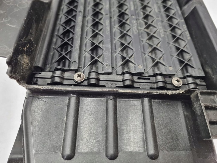 фото №3, Volvo s90 v90 нижня жалюзі впуск кермо повітря