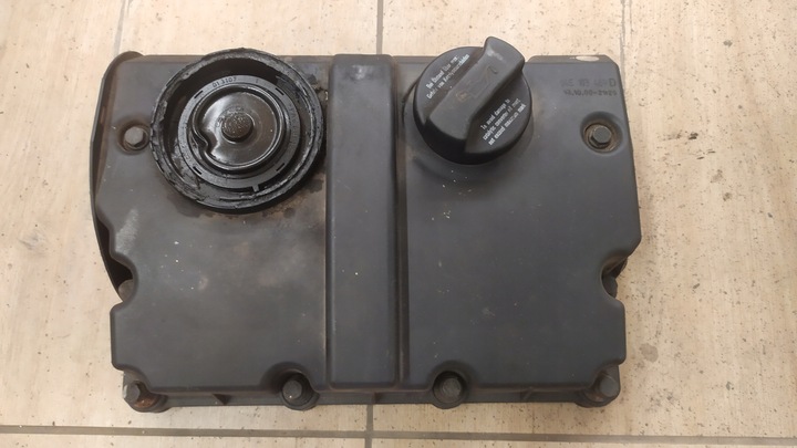 фото №1, #045103469d#045103475b# кришка клапанів audi a-2 1.4 tdi