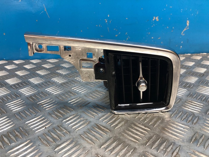 фото №1, Volvo s90 ii 17- ліва решітка повітропровід 31417211