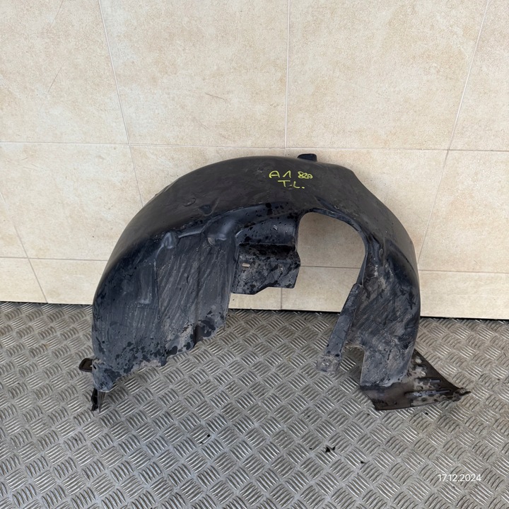 фото №1, Підкрилок задні ліві audi a1 82a810970b