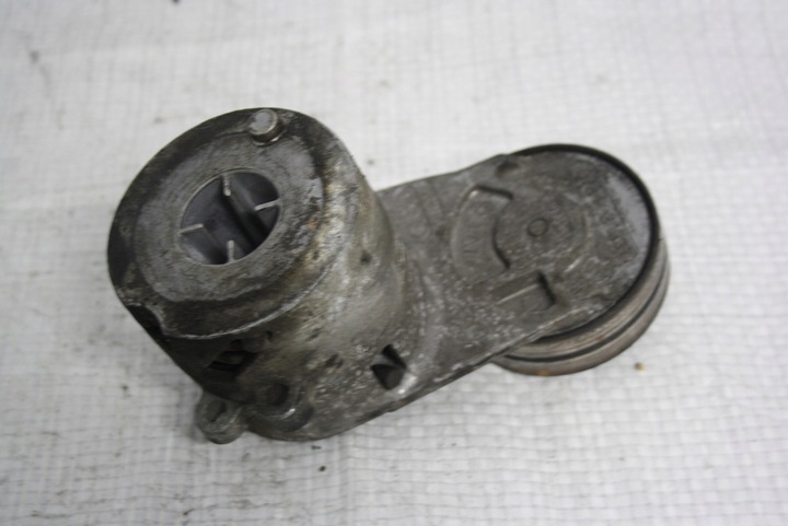 фото №2, Натяжитель ремень audi a6 c5 078903133t