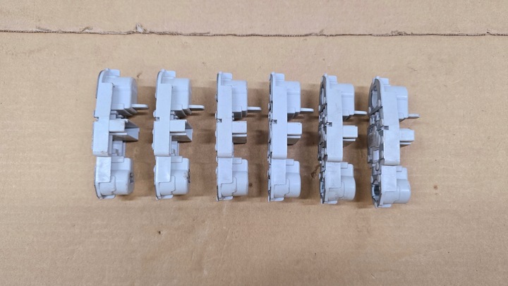 фото №11, Mondeo mk4 07-10 r універсал хетчбек вкладка корзина лампи зад крила правий лівий