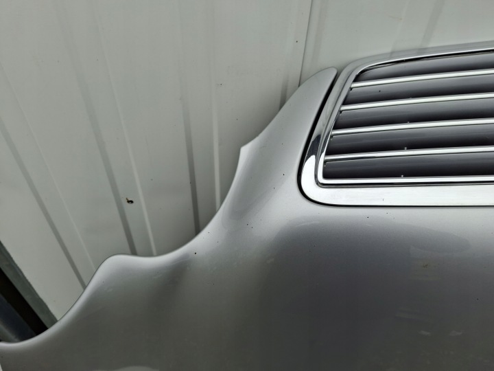 фото №7, Mercedes w203 капот решітка w колір 744