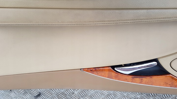 фото №9, Mercedes w211 боковина оббивка правий зад універсал рестайлінг темний beż / kawa dekor