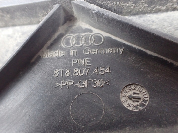 фото №8, Ковзун бампера правий зад audi a5 8t 8t8807454a