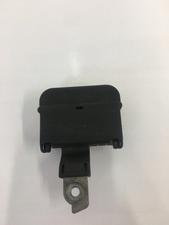 фото №9, Клема запобіжник vw passat b5 audi 8z0941824c